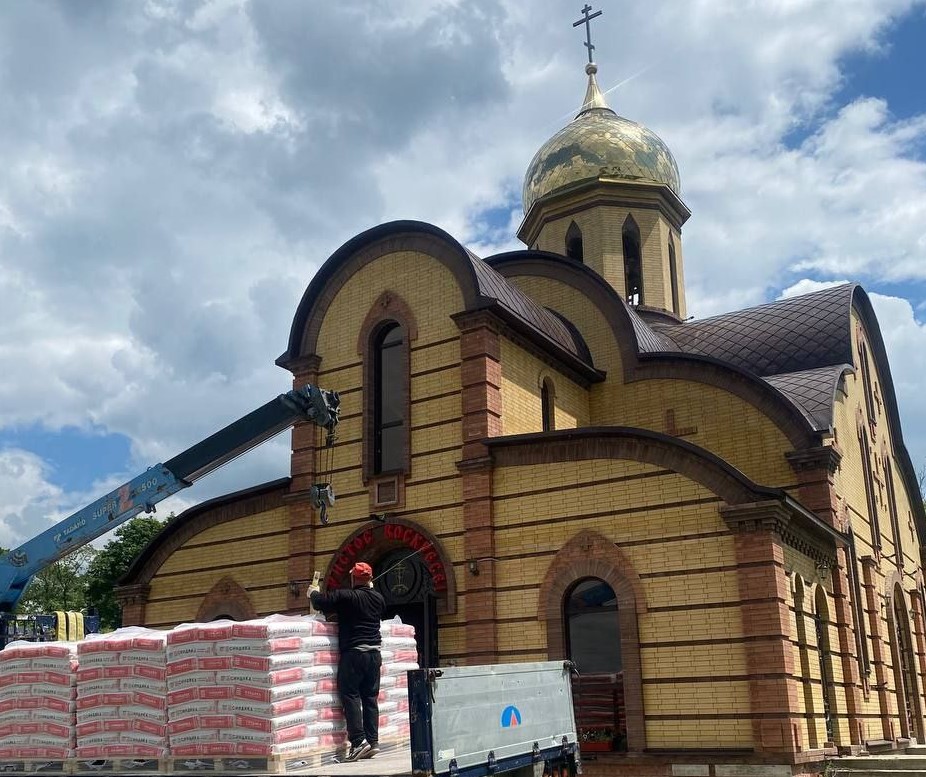 ХРАМ СВ. ВМЧ. ГЕОРГИЯ ПОБЕДОНОСЦА С. ГОРНОЗАВОДСКОЕ КИРОВСКОГО РАИОНА СК ПЯТИГОРСКОИ И ЧЕРКЕССКОИ ЕПАРХИИ РПЦ (МОСКОВСКИЙ ПАТРИАРХАТ)